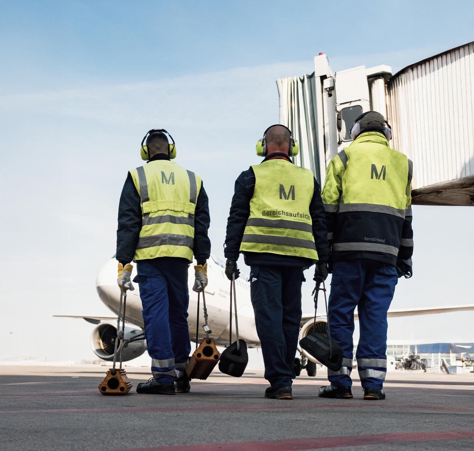 In 2025, we plan to hire around 500 new employees in the operational divisions alone.